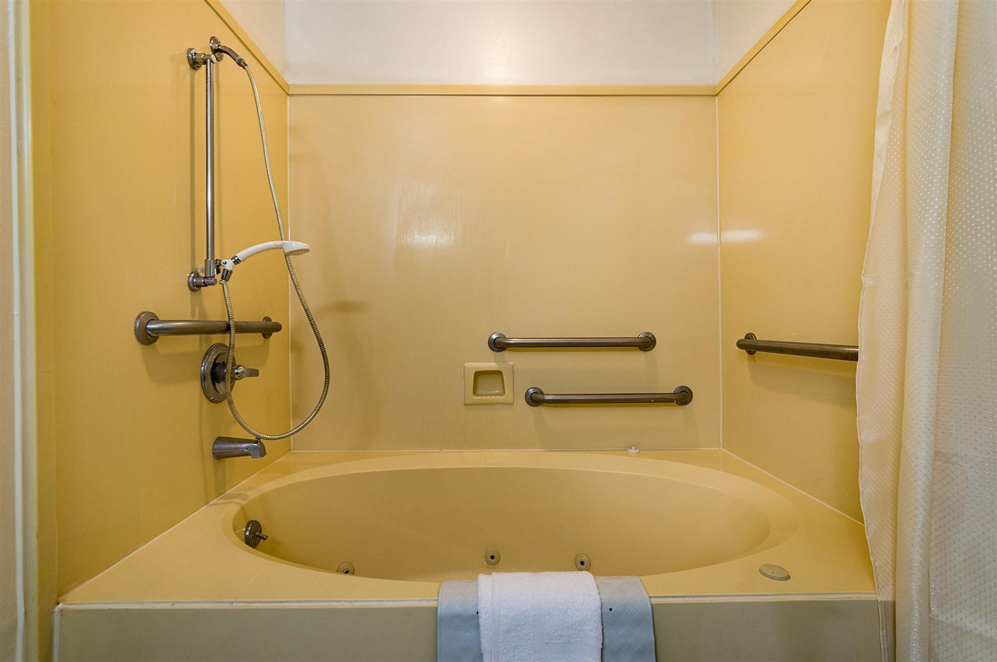 6-new Iberia, La Hotel 2*