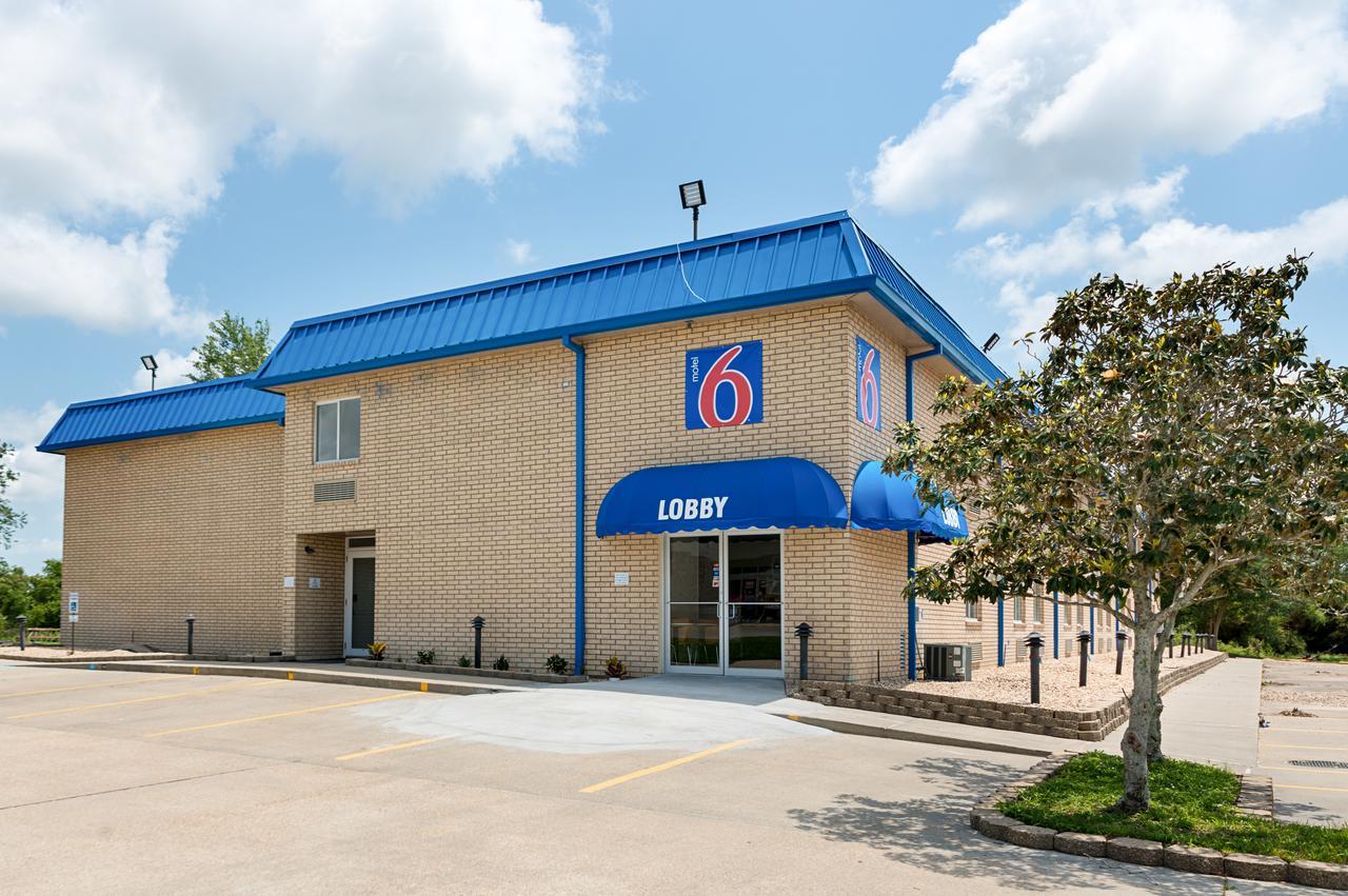 Hotel 6-new Iberia, La New Iberia